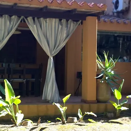 Oda ve Kahvaltı B&B Helichrysum Santa Margherita di Pula